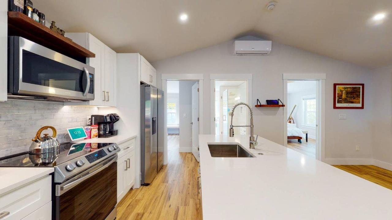 Modern 2Br 2Ba With King Bed-Fast Wi-Fi 75 Inch Oled Tv Villa Wilmington Buitenkant foto