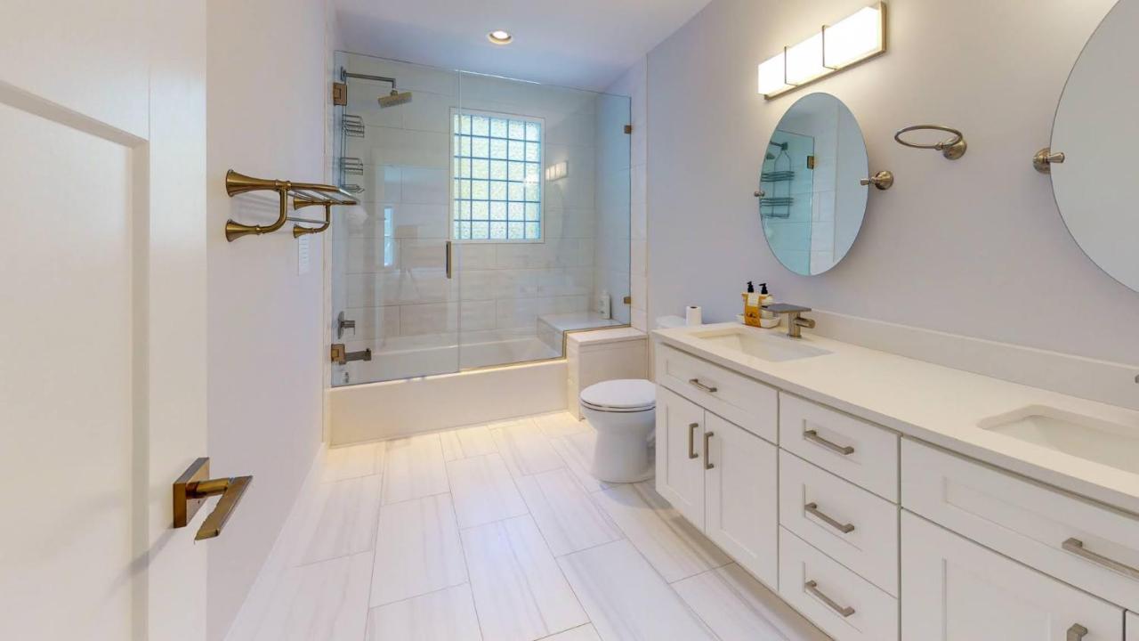 Modern 2Br 2Ba With King Bed-Fast Wi-Fi 75 Inch Oled Tv Villa Wilmington Buitenkant foto